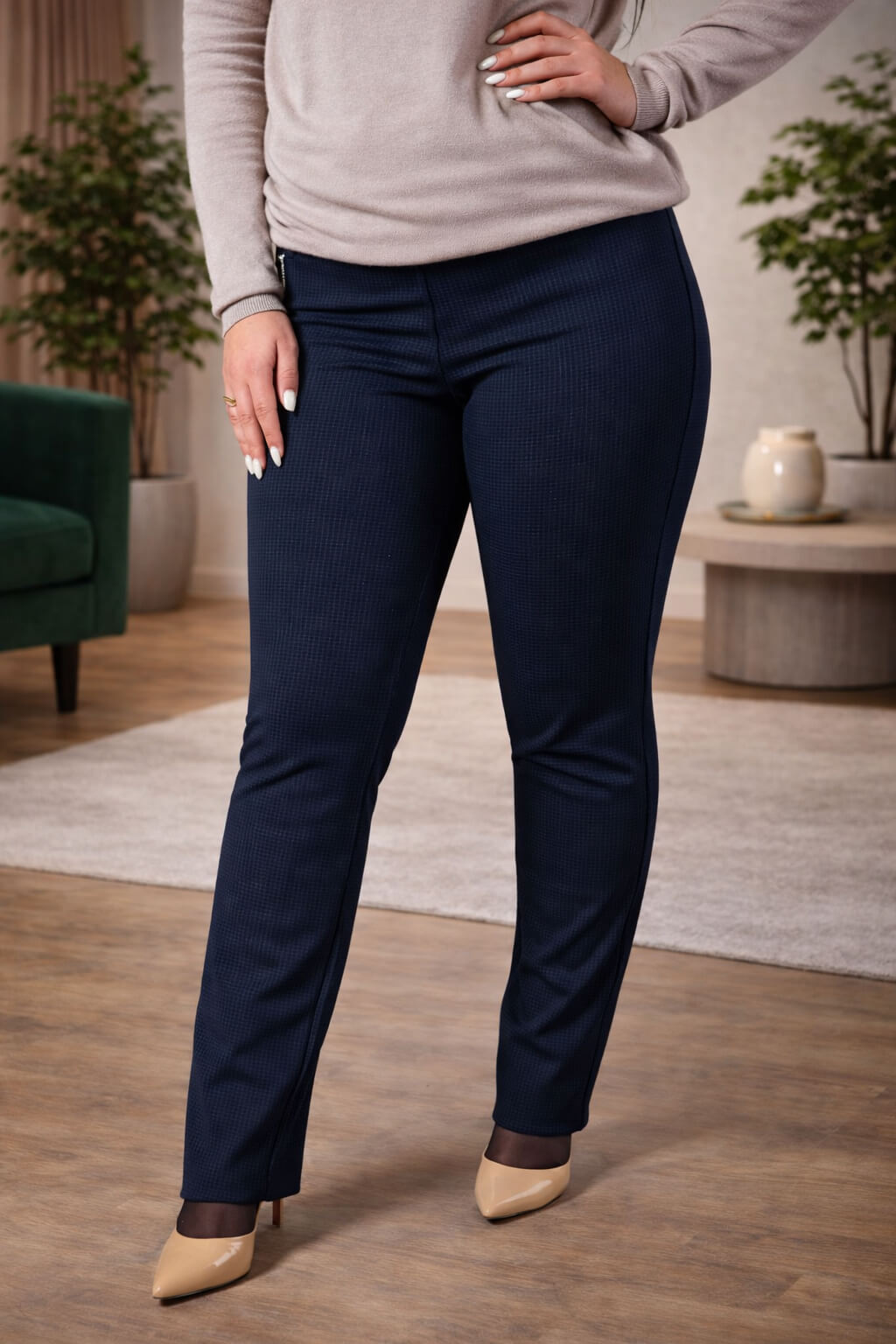 Жіночі брюки 7.1